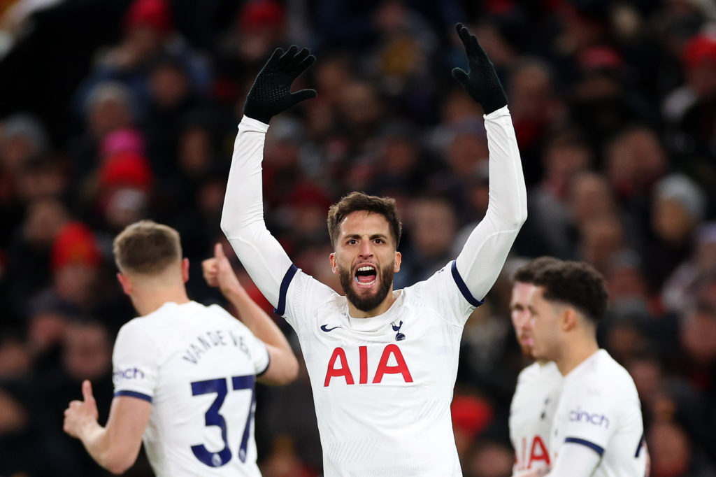 Manchester United v Tottenham Hotspur - Premier League