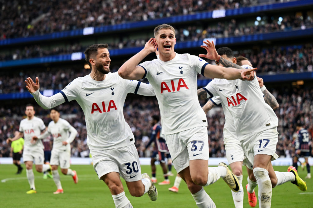 Tottenham Hotspur v Nottingham Forest - Premier League