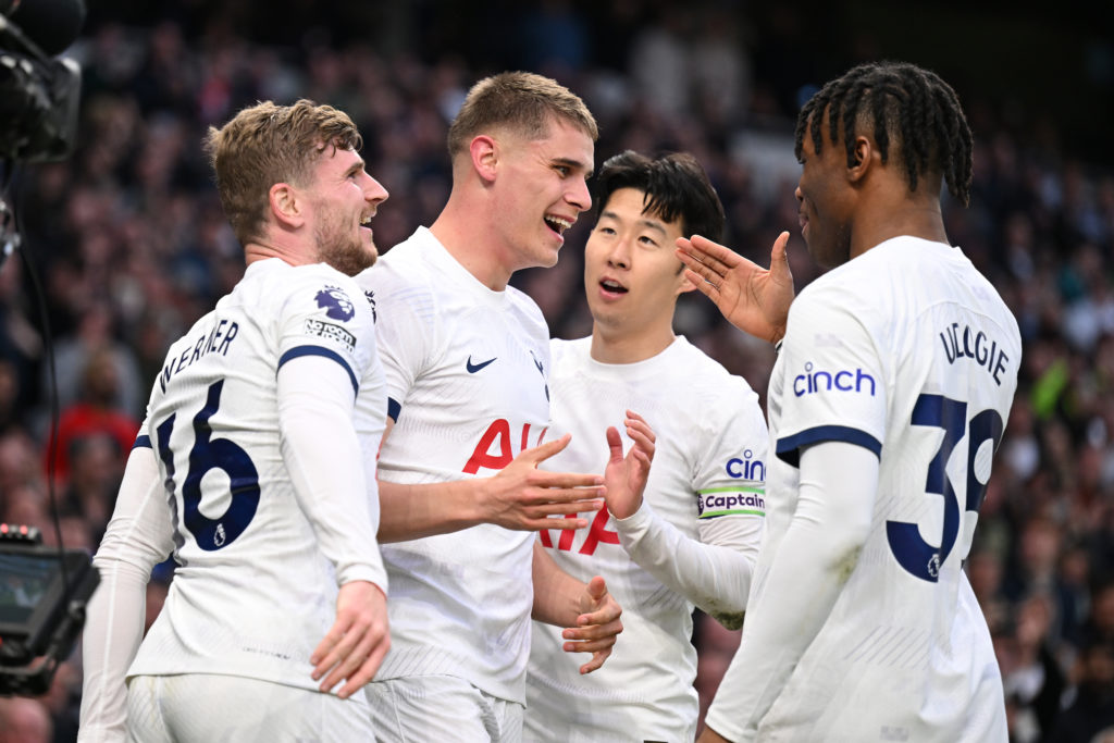 Tottenham Hotspur v Nottingham Forest - Premier League