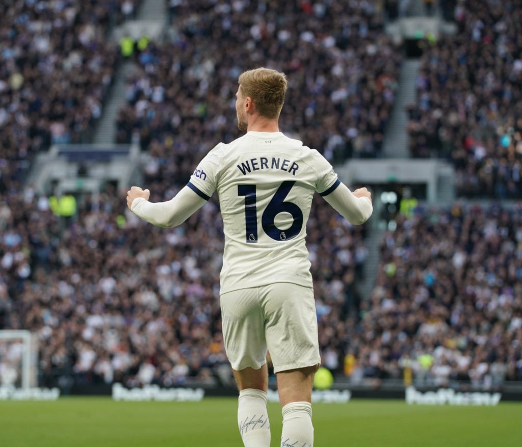 Tottenham Hotspur v Nottingham Forest - Premier League