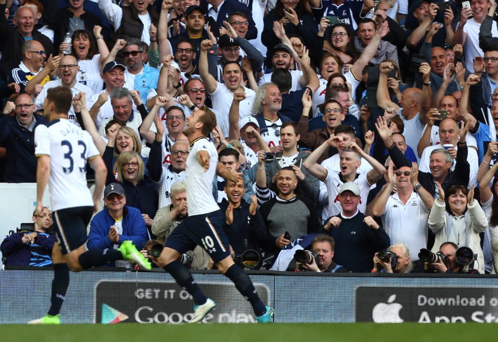 Tottenham Hotspur v Manchester United - Premier League