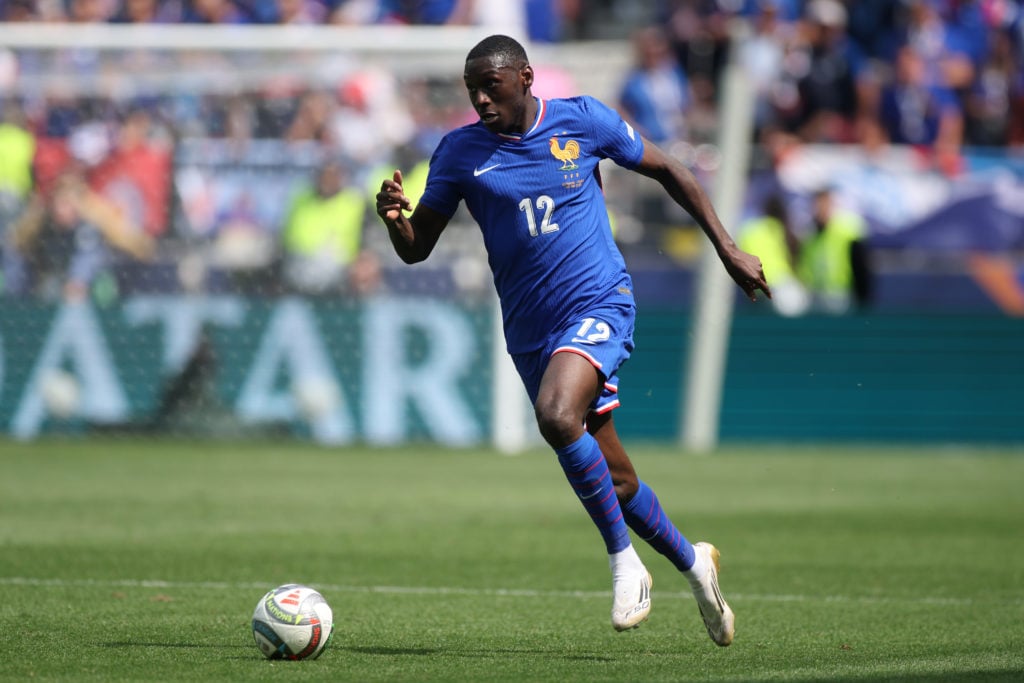 Randal Kolo Muani of France controls the ball
