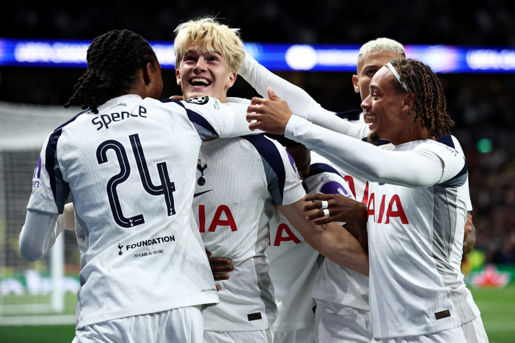 TOPSHOT-FBL-EUR-C1-TOTTENHAM-VILLARREAL