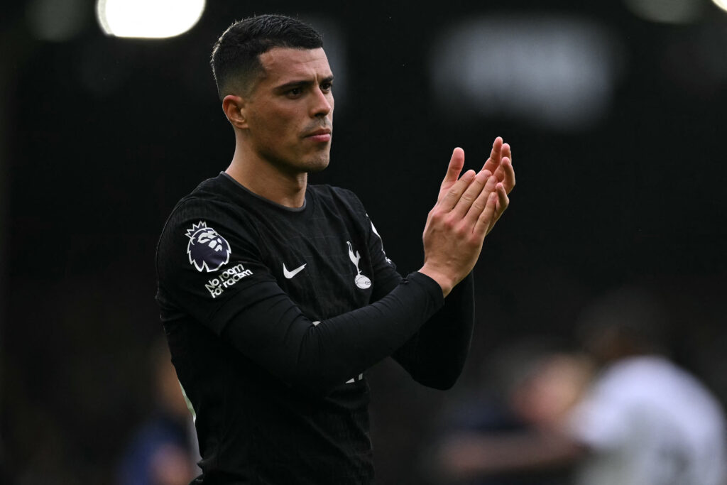 FBL-ENG-PR-FULHAM-TOTTENHAM